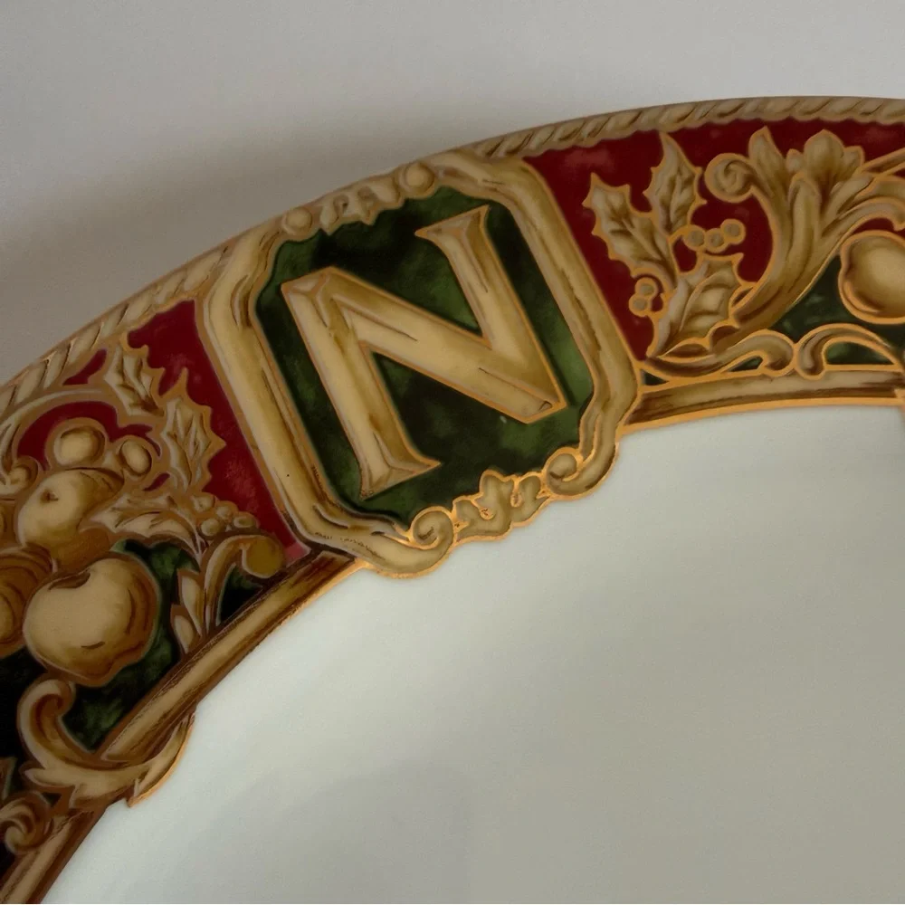 American Atelier Noel Red and Gold Decorative Dinner Plate Replacement